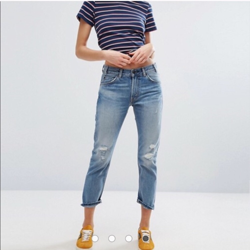 NWT Levi’s 505C Cropped Heat stroke Jeans